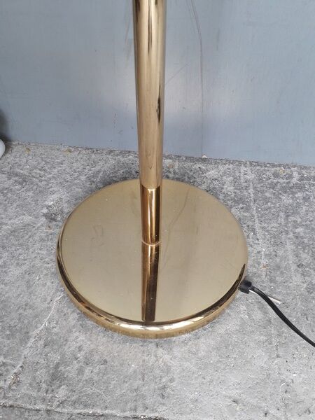 1980s gold metal lamppost