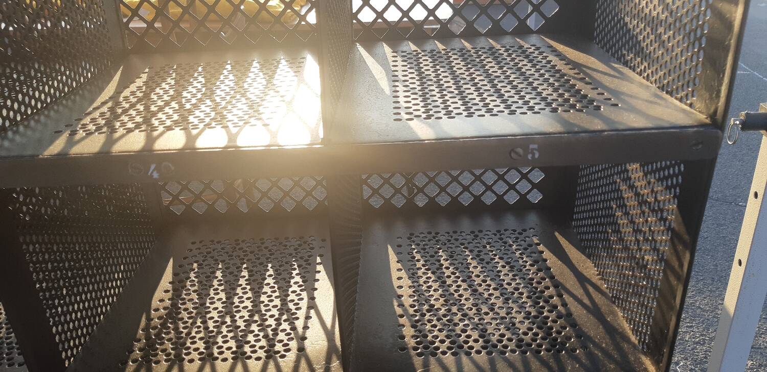 Metal shelving furniture