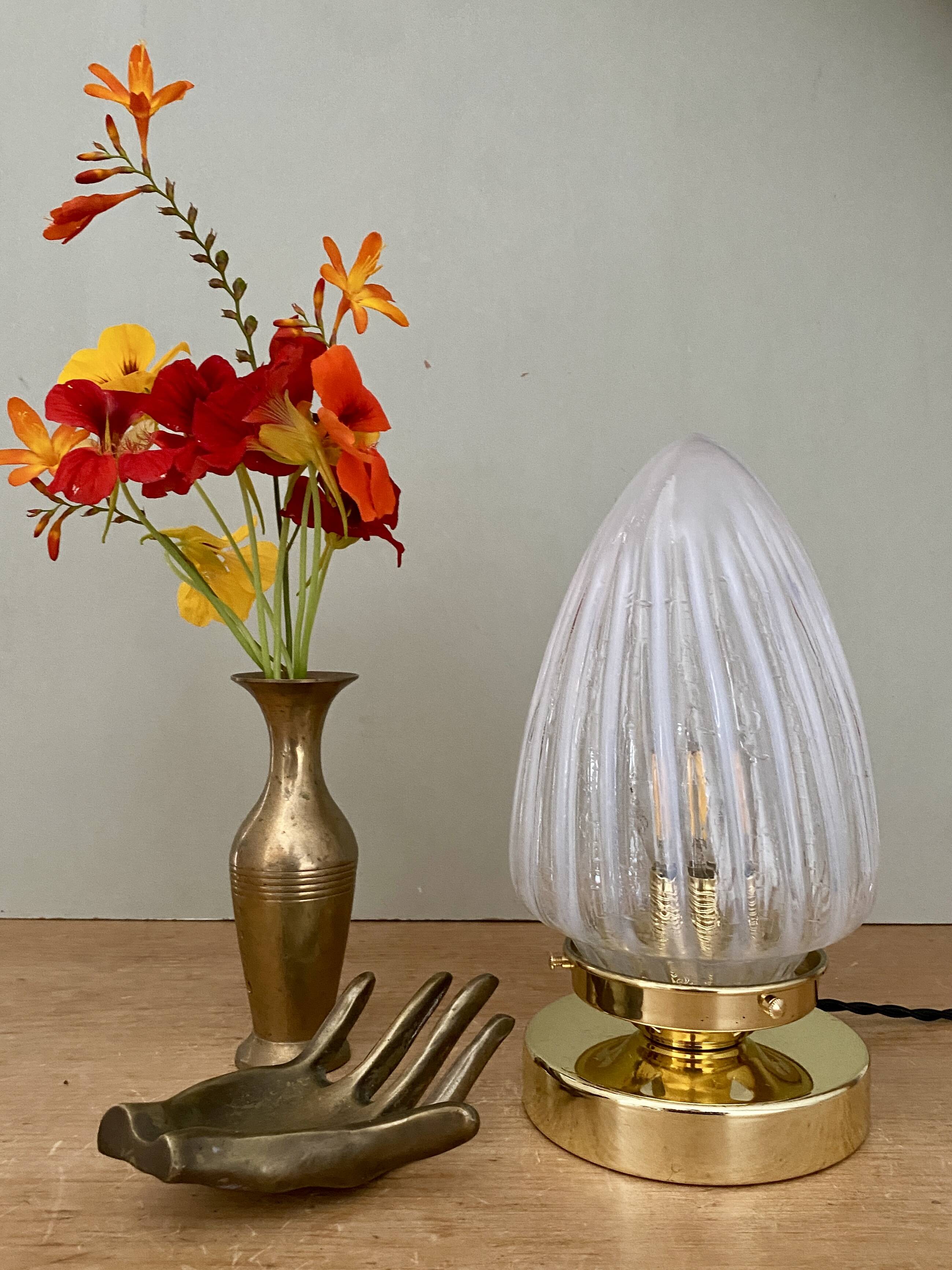 Vintage art deco globe table lamp in milky glass