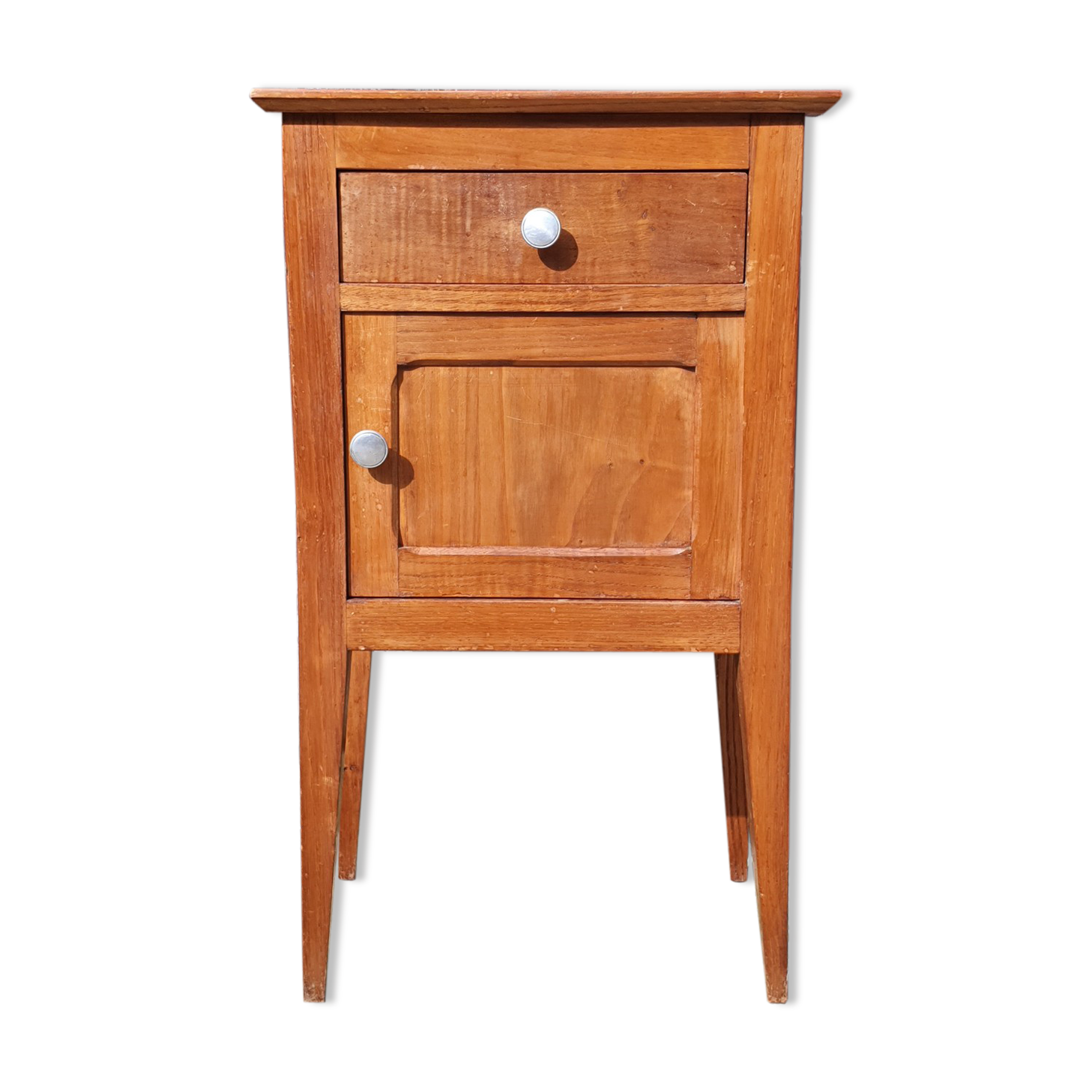 Bedside table