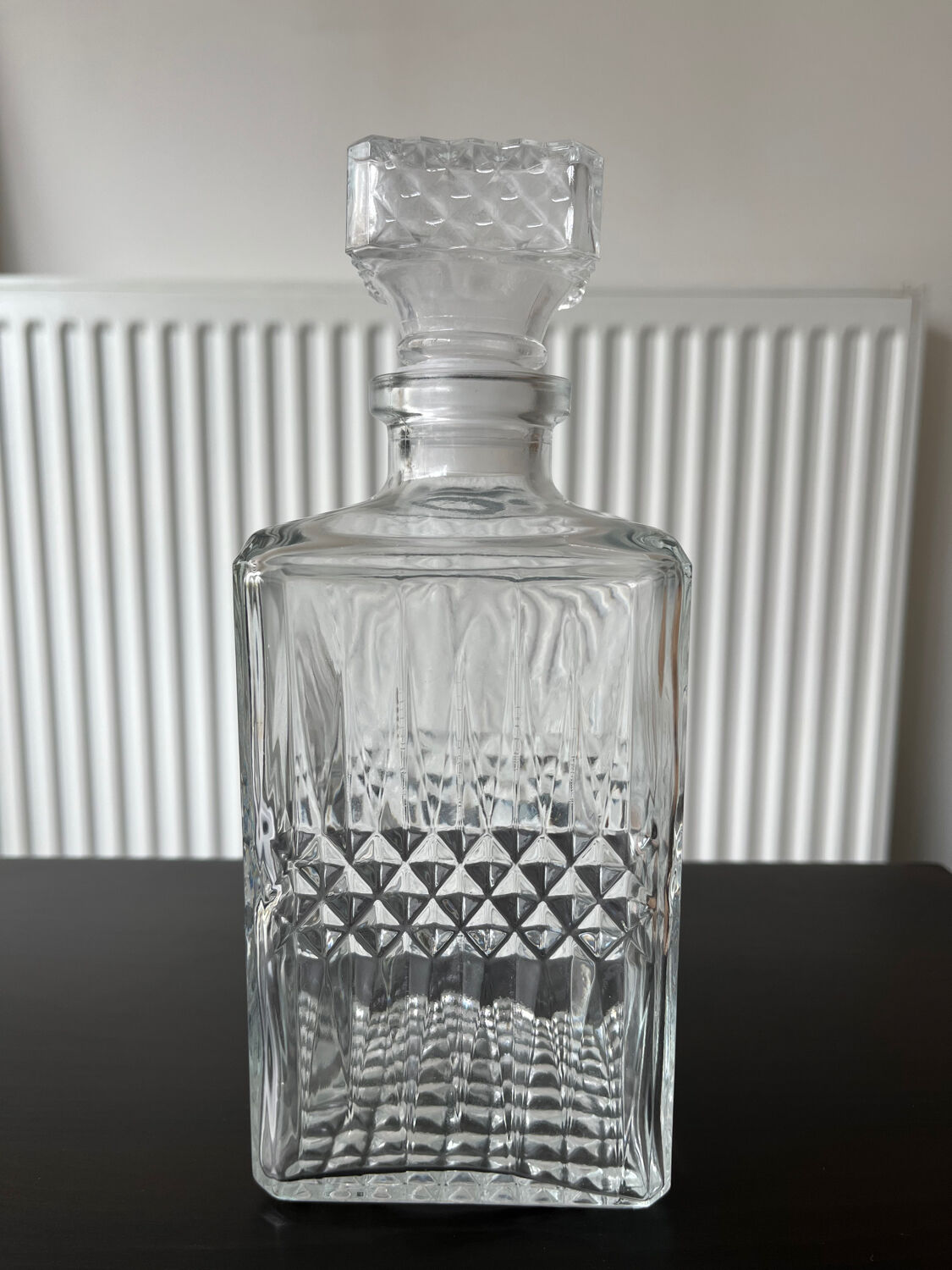 Vintage glass spirits whisky decanter