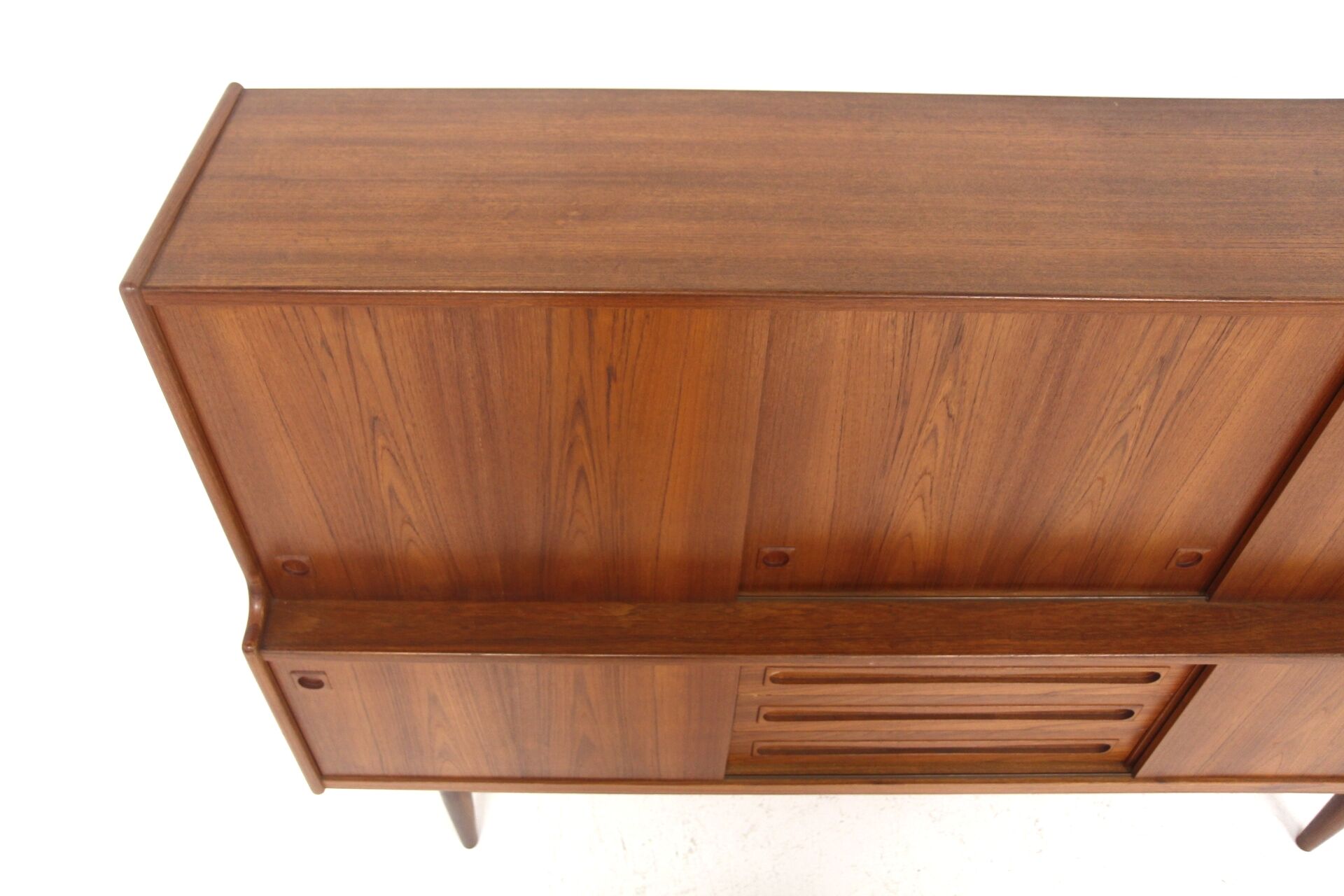 Scandinavian enfilade "Model 31", Johannes Andersen, J. Skaaning & Son, Denmark