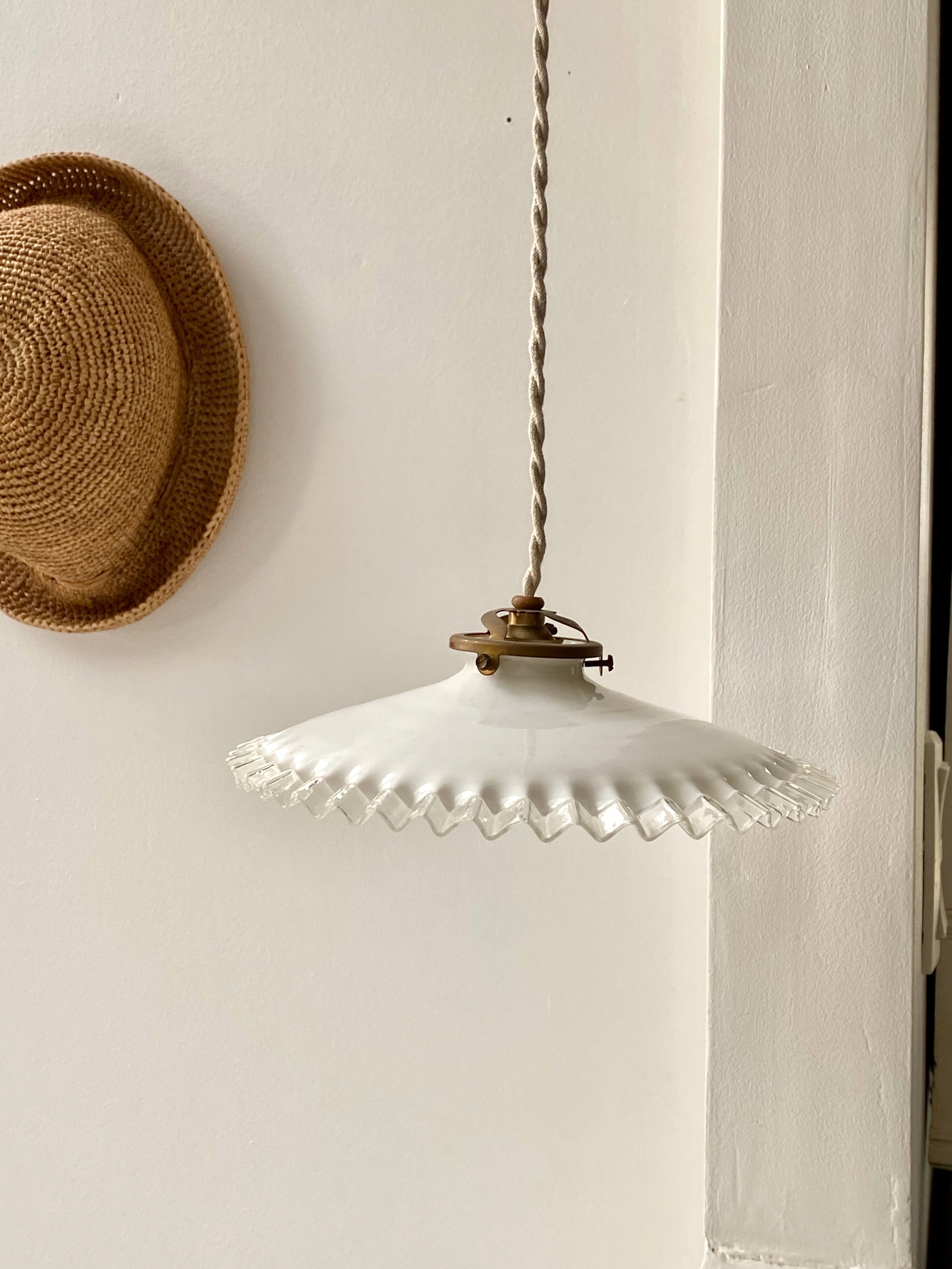 Opaline pendant lamp