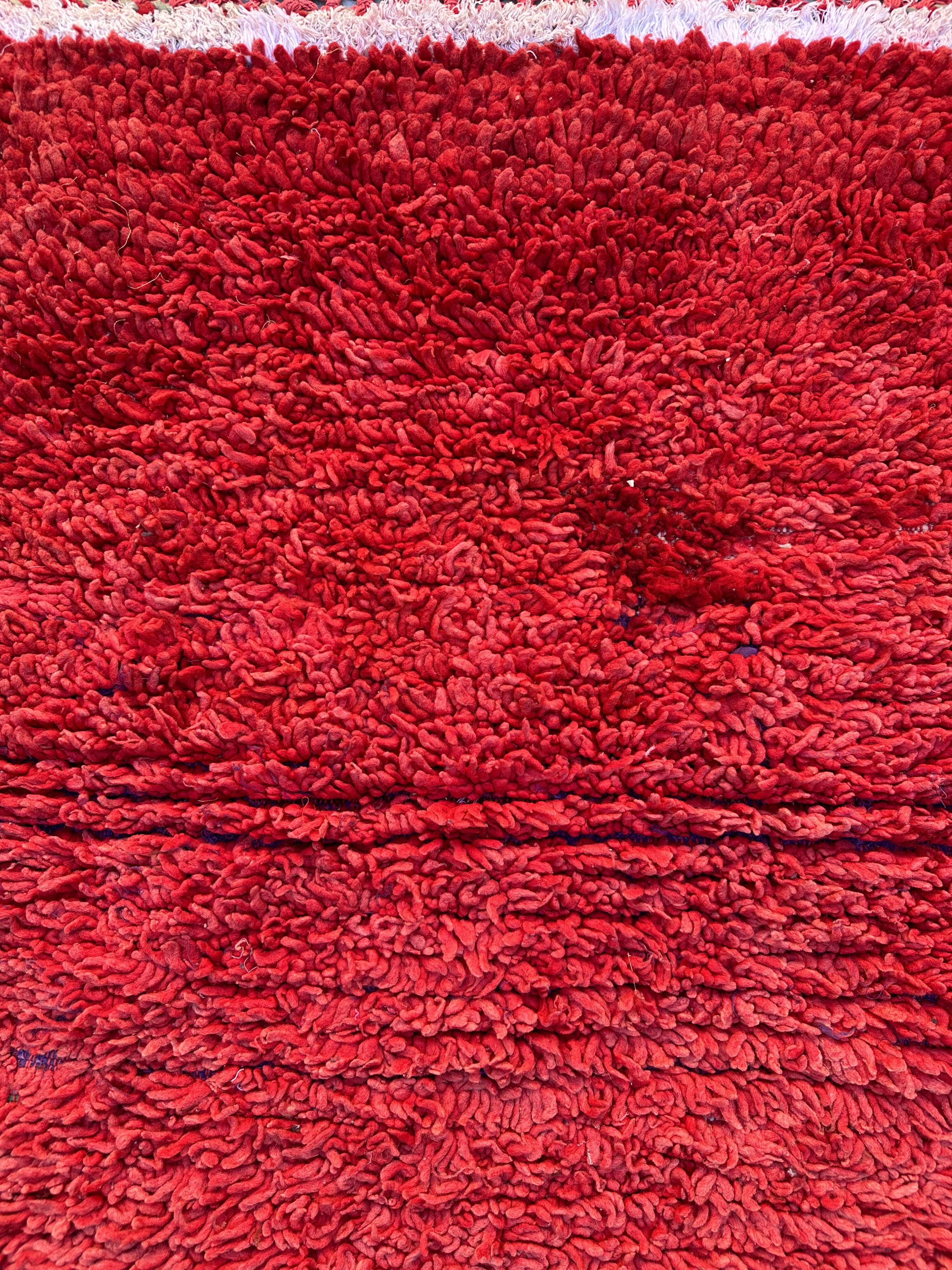 Moroccan rug Beni M'Guild red - 223 x 113 cm