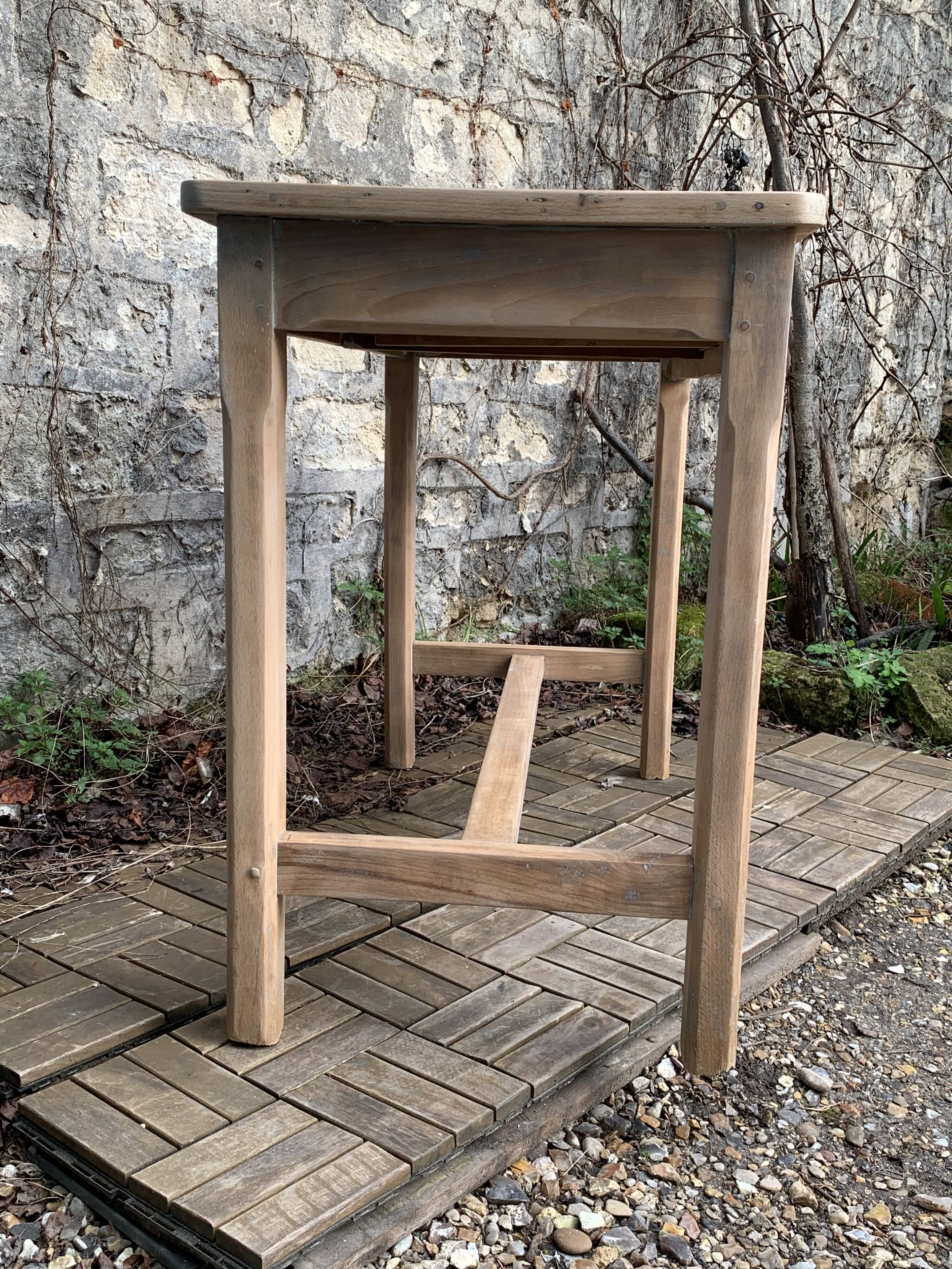 Art Deco farmhouse table in raw wood