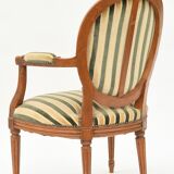 Louis XVI-style convertible chair