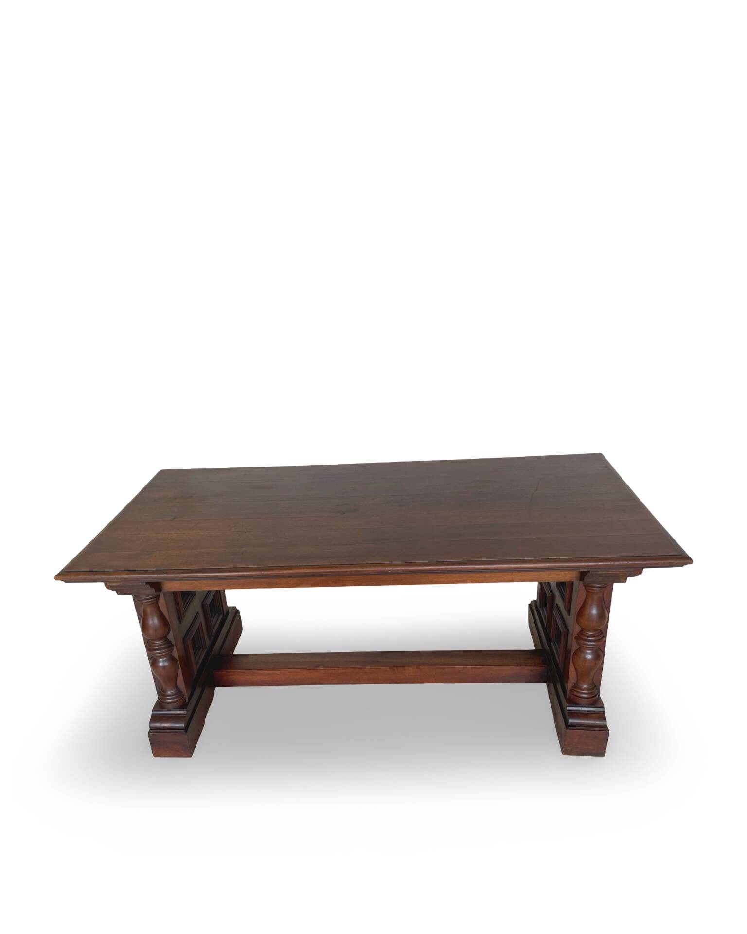 La table à manger extensible de haute qualité de style Renaissance italienne,