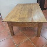 Old coffee table 125/77cms