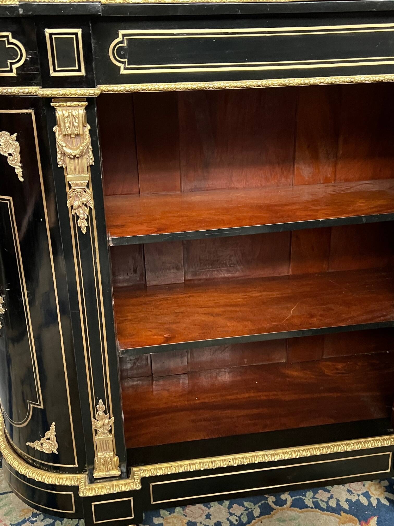 Meuble d'Appui d'époque Napoleon III.