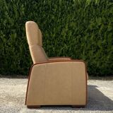 Set of vintage armchair and 2-seater sofa in beige leather and reclining wooden armrests, stressless style