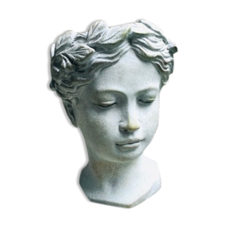 Gaia pot-pot bust, m-size