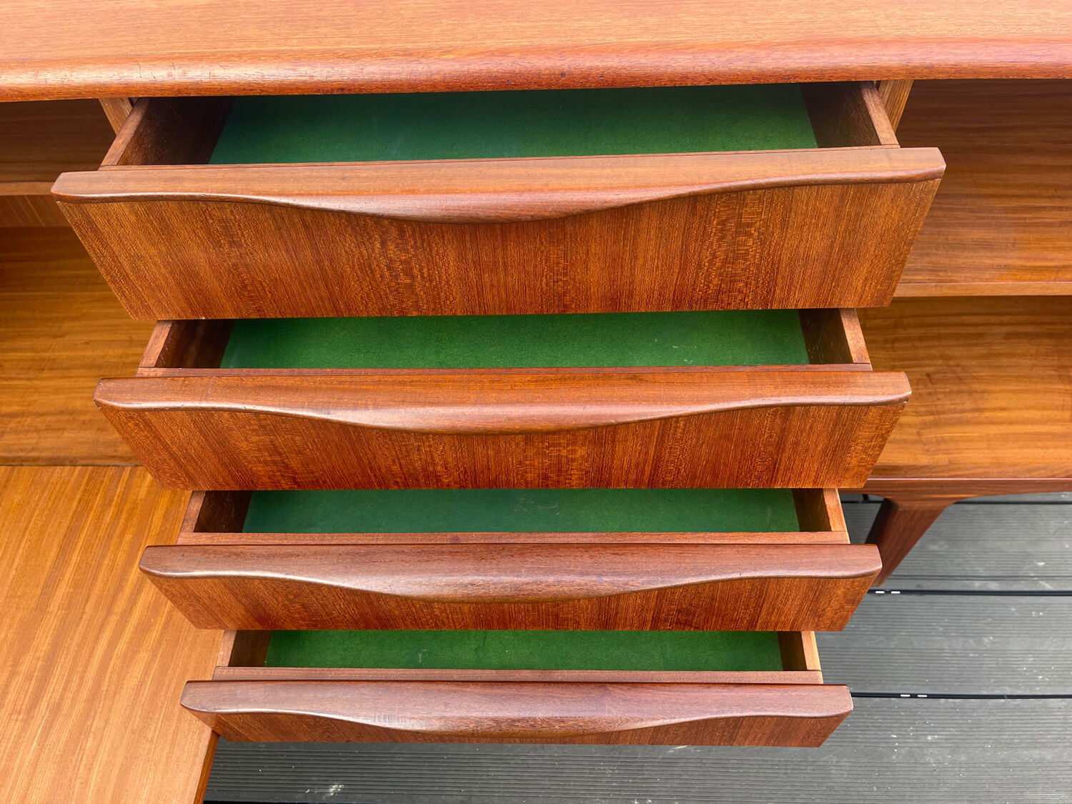 Low teak buffet enfilade, vintage Scandinavian style.