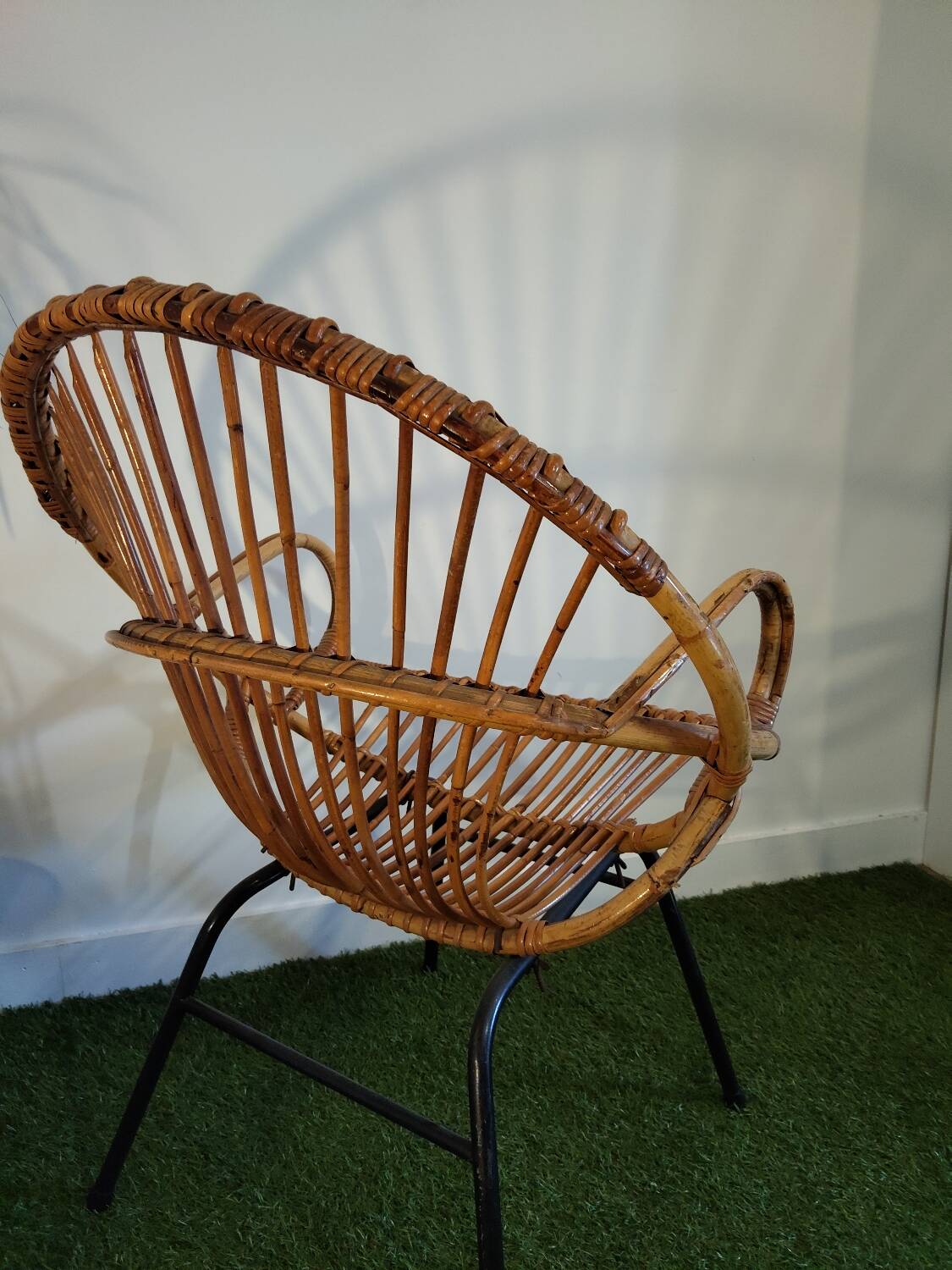 Vintage basket chair in rattan and metal – 1950s/60s