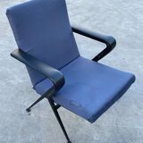 set of 2 Repose armchairs by Friso Kramer for Ahrend de Cirkel