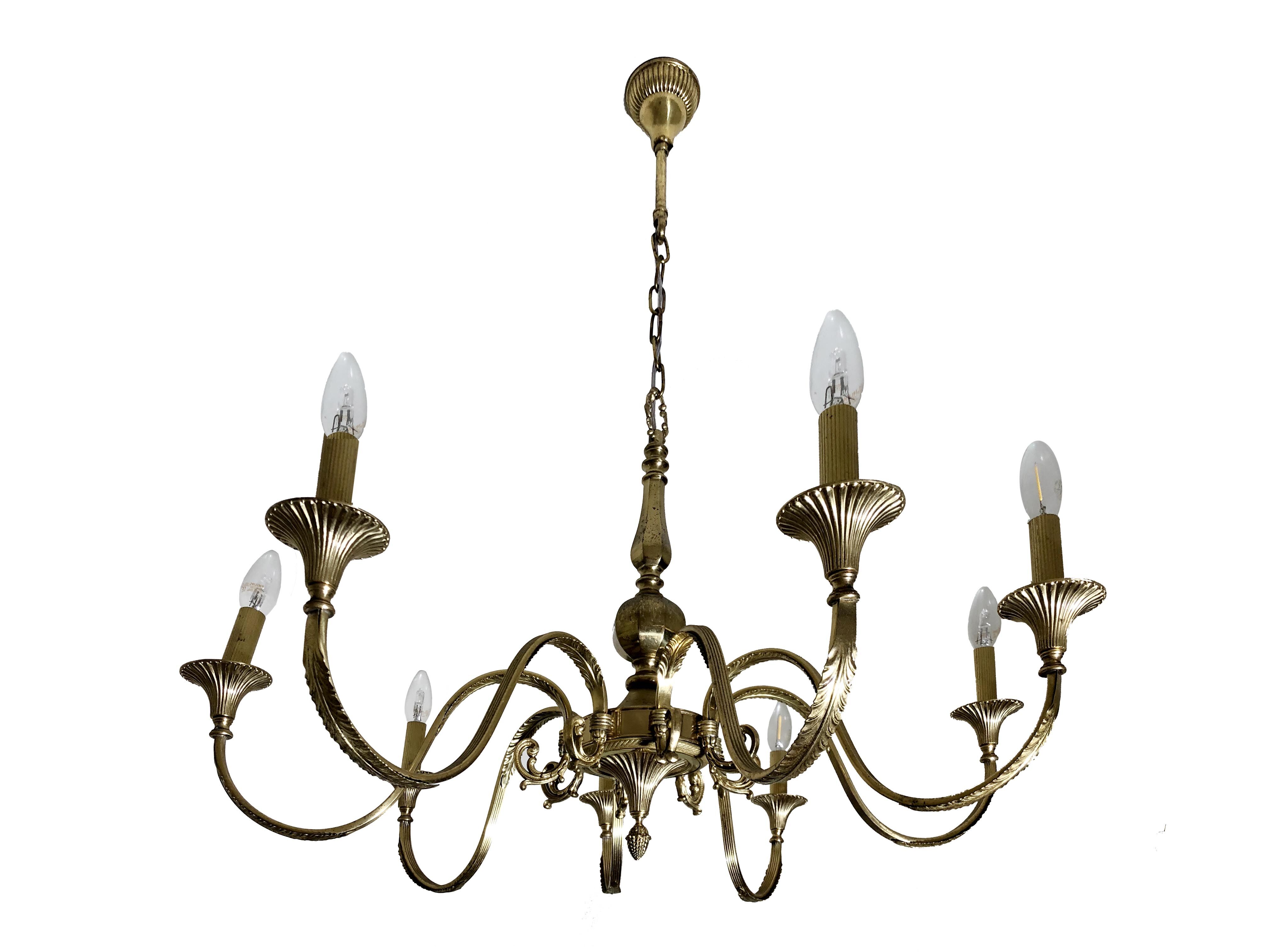 Lustre néo classique