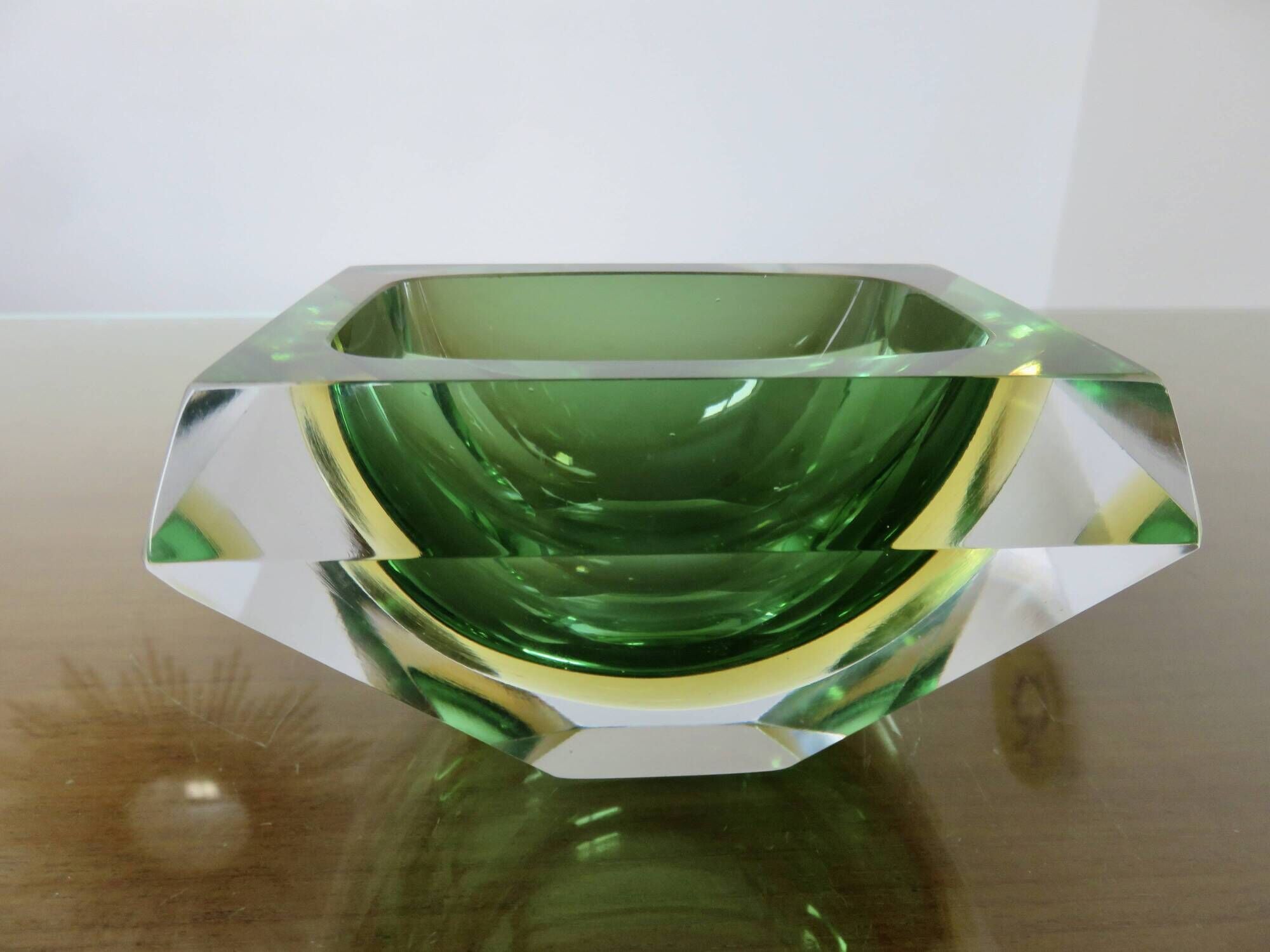 Murano Sommerso glass ashtray, by Flavio Poli for Seguso, 1960