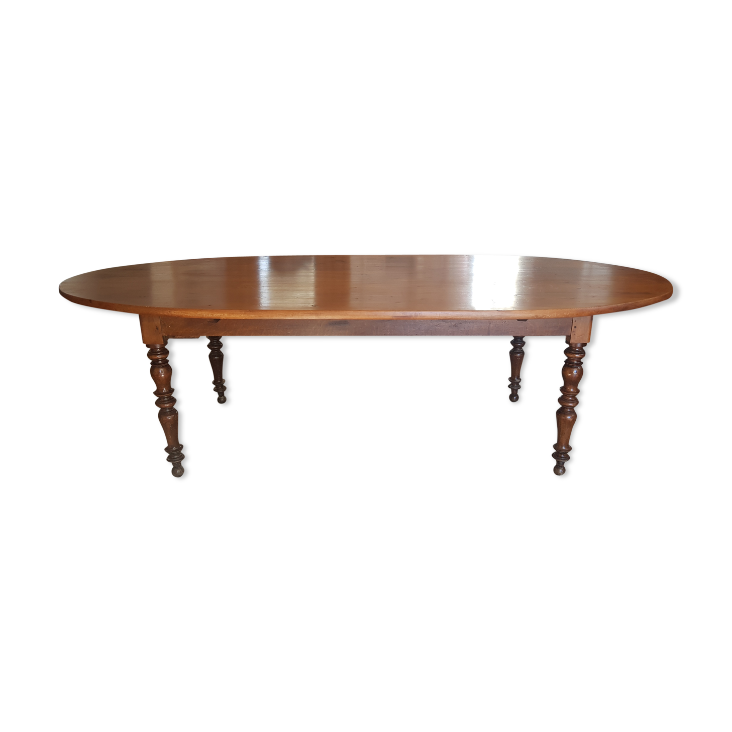 Oval farm table