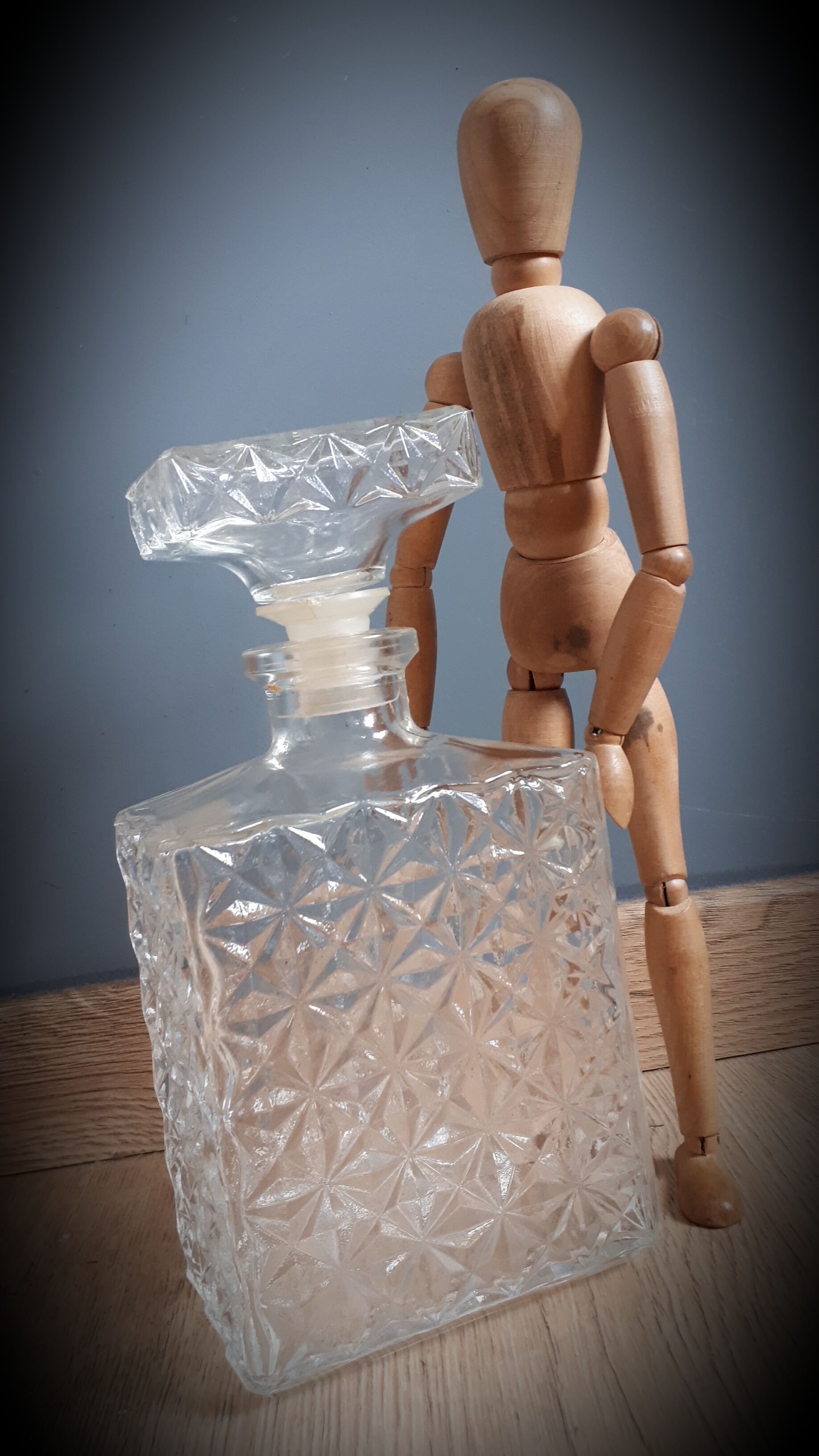 Rectangular whisky carafe