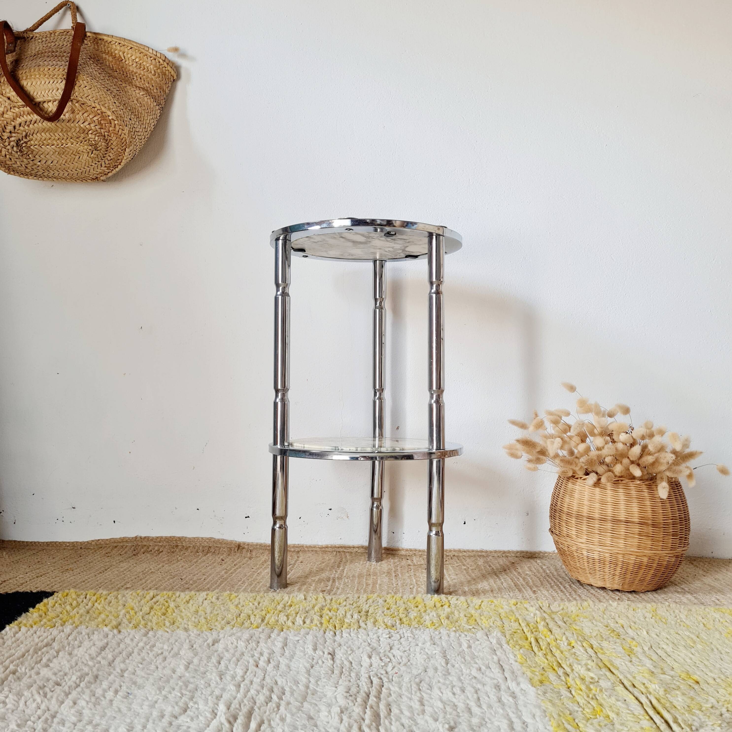 Table d'appoint en marbre et chrome, Italie années 70