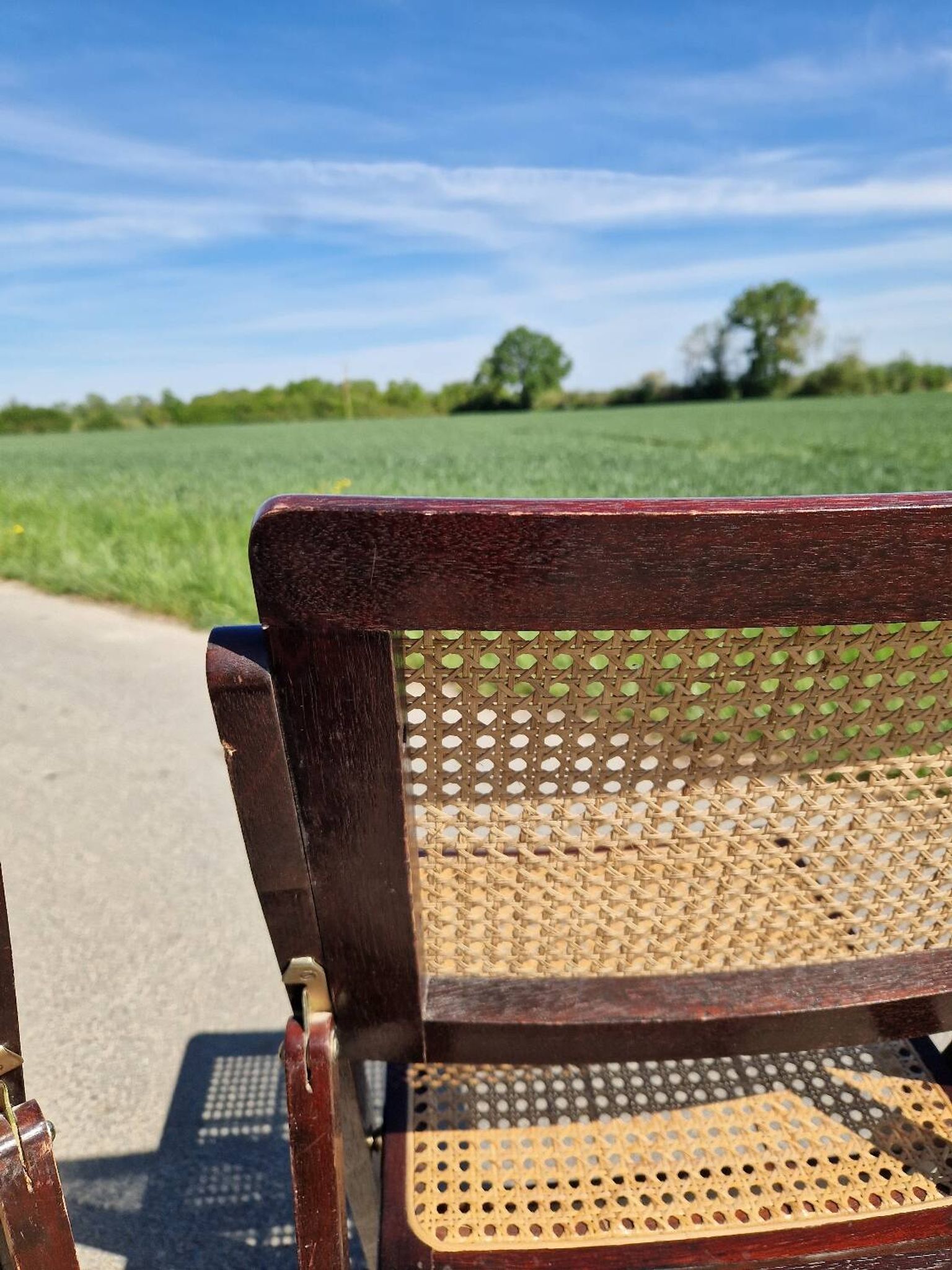 Lot de 2 chaises pliantes en bois et cannage