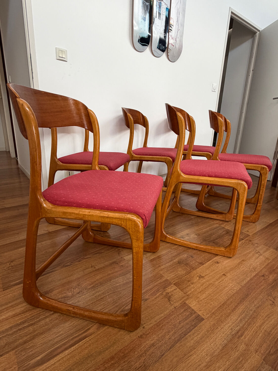 Série de 6 chaises traîneau Baumann vintage