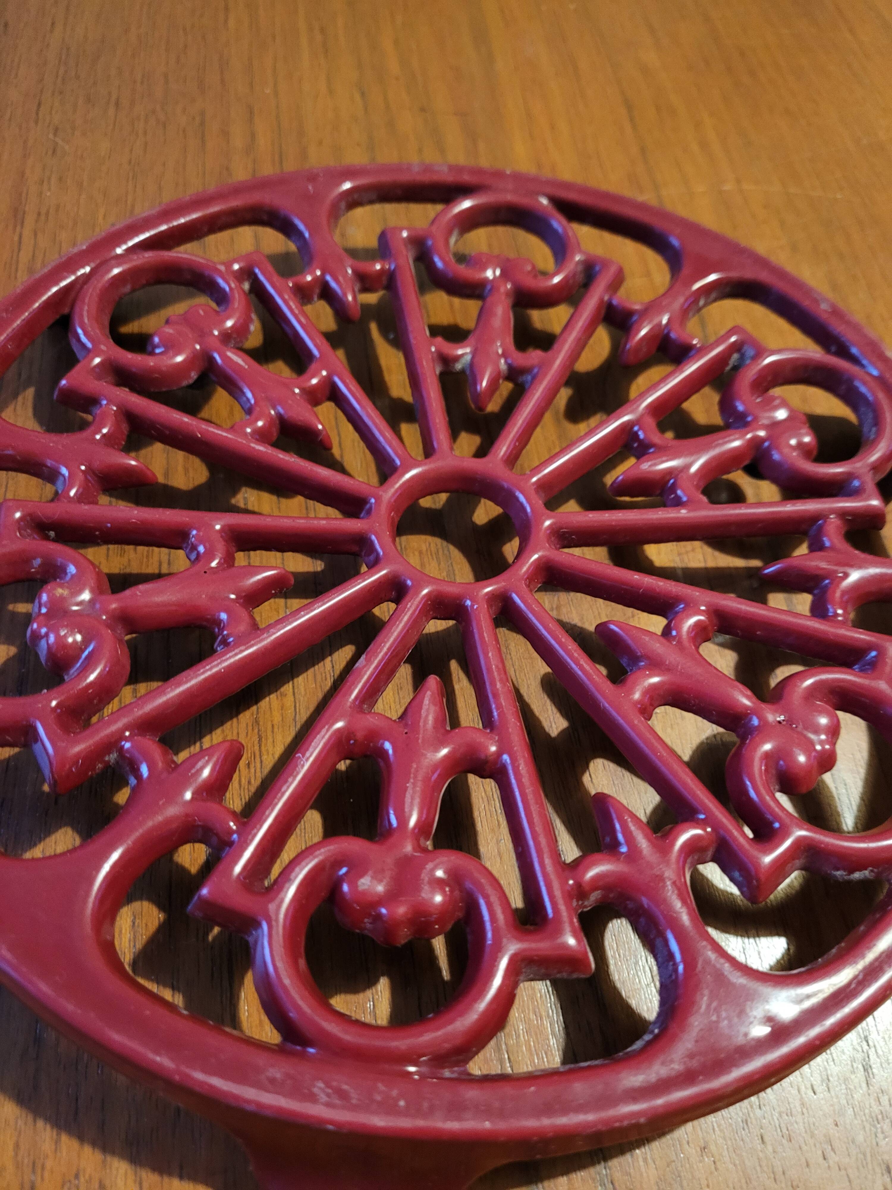 Cast iron trivet