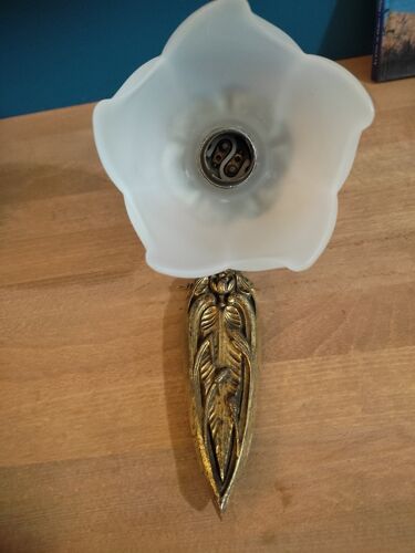 Applique art déco bronze tulipe pâte de verre dp 122365