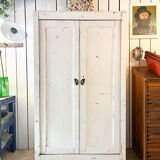 Armoire parisienne patine blanche