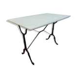 Table de bistrot piètement fonte dessus marbre