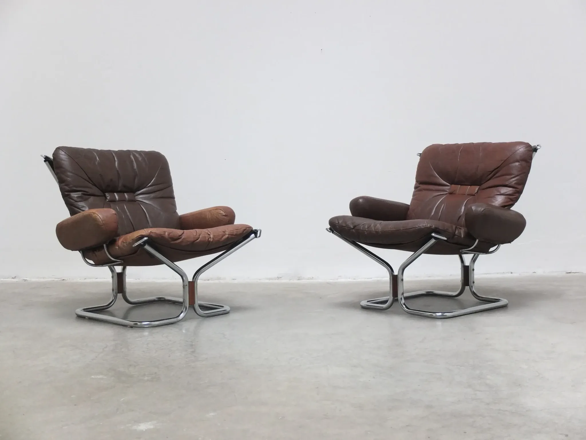 Pair of lounge chairs by Harald Relling for Westnofa, 1970s