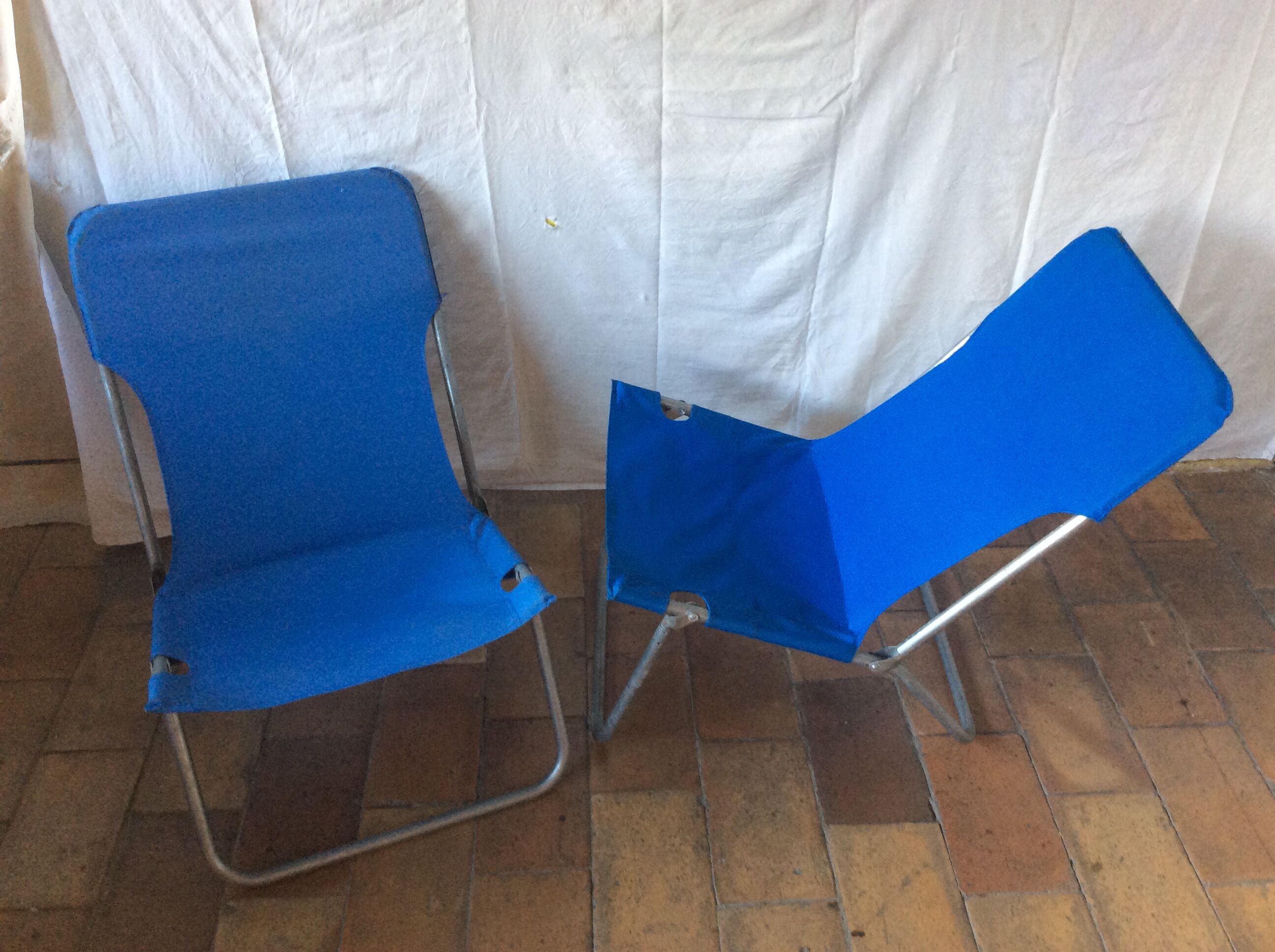 Vintage camping chair duo