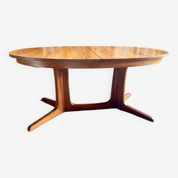 Table Baumann ovale avec 2 rallonges 6 à 10 couverts