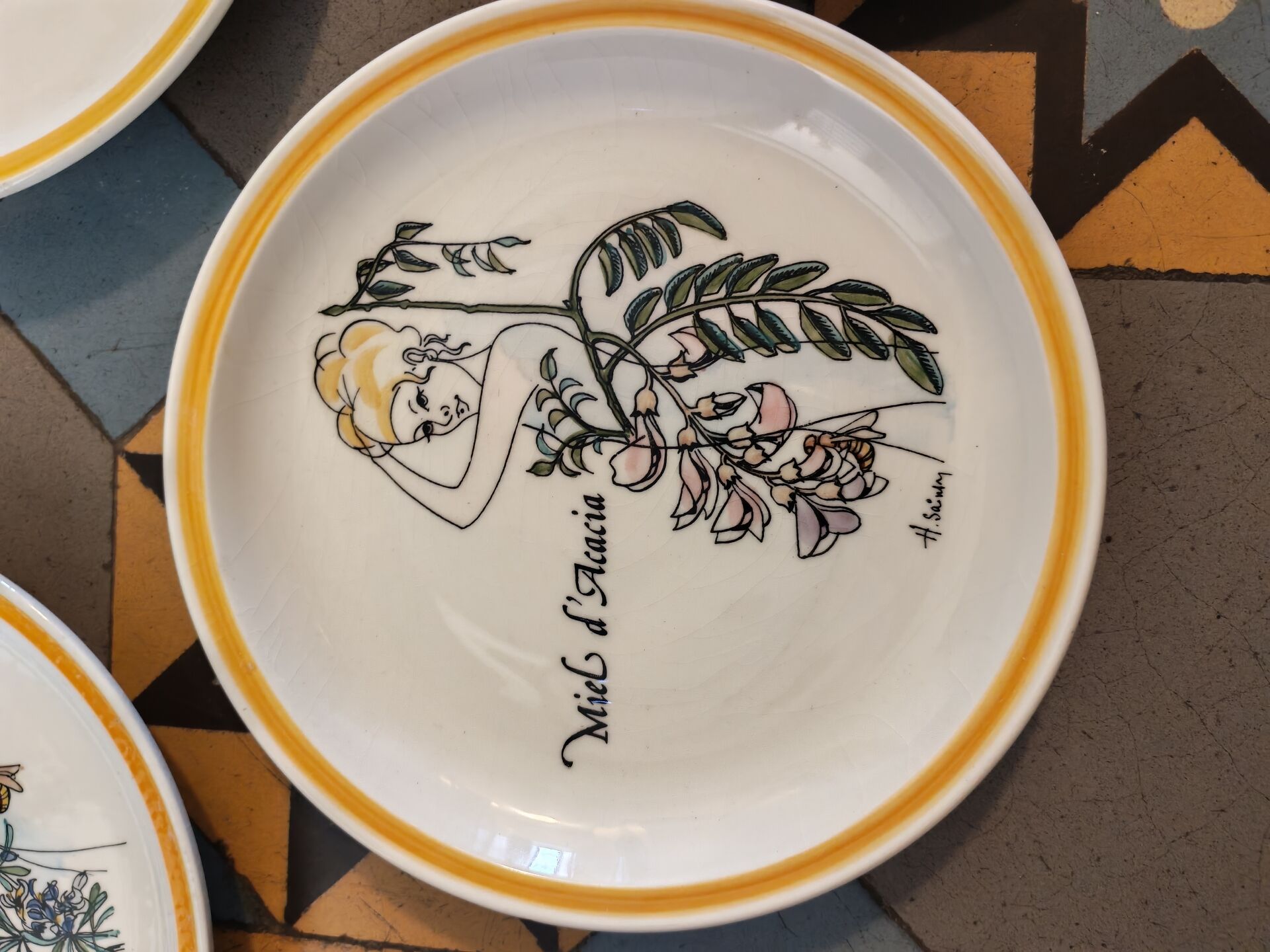 Set of 5 decorative plates Gien by Hughette Sainson