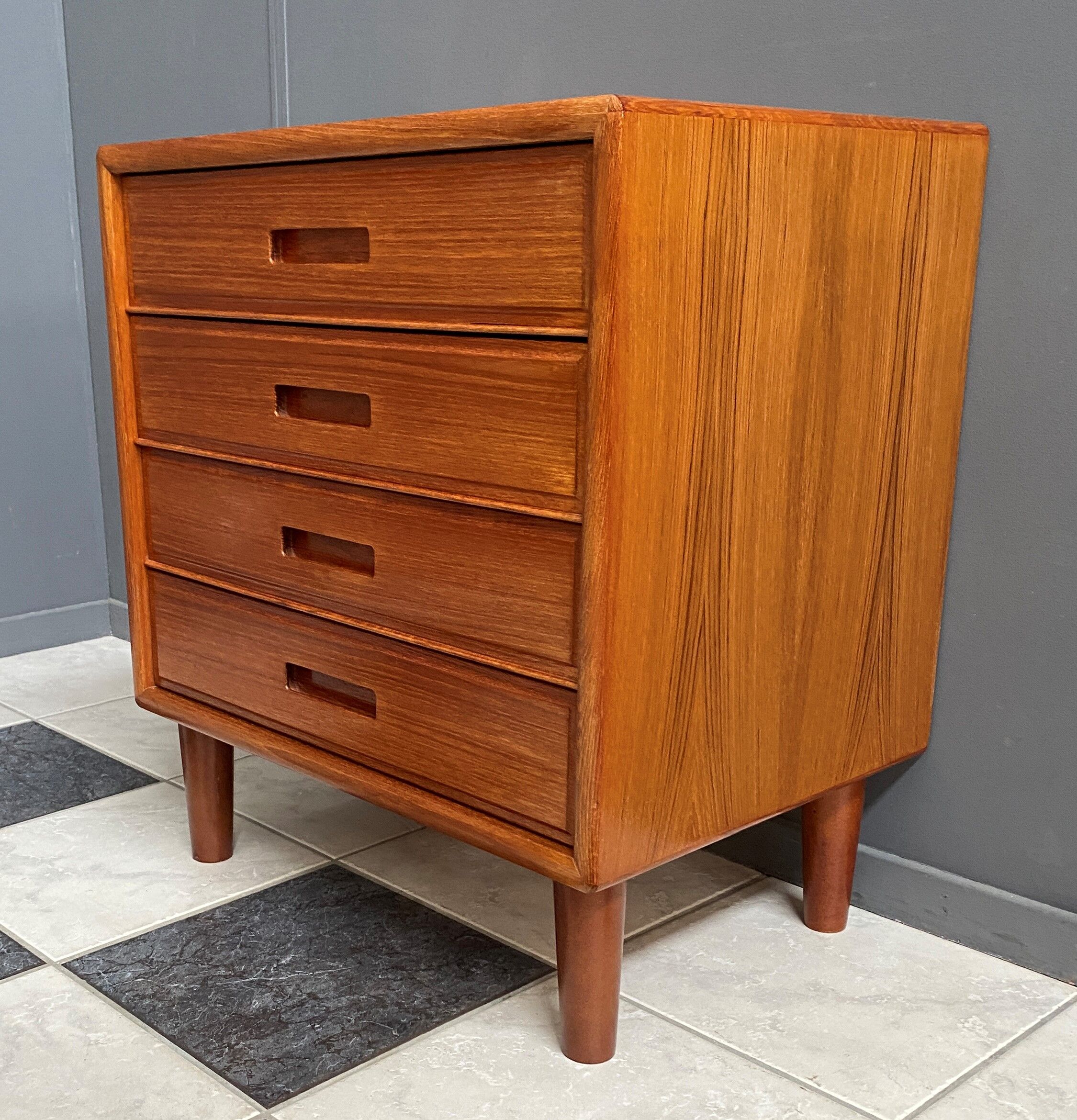 Teak chest of drawers Danish 1960s