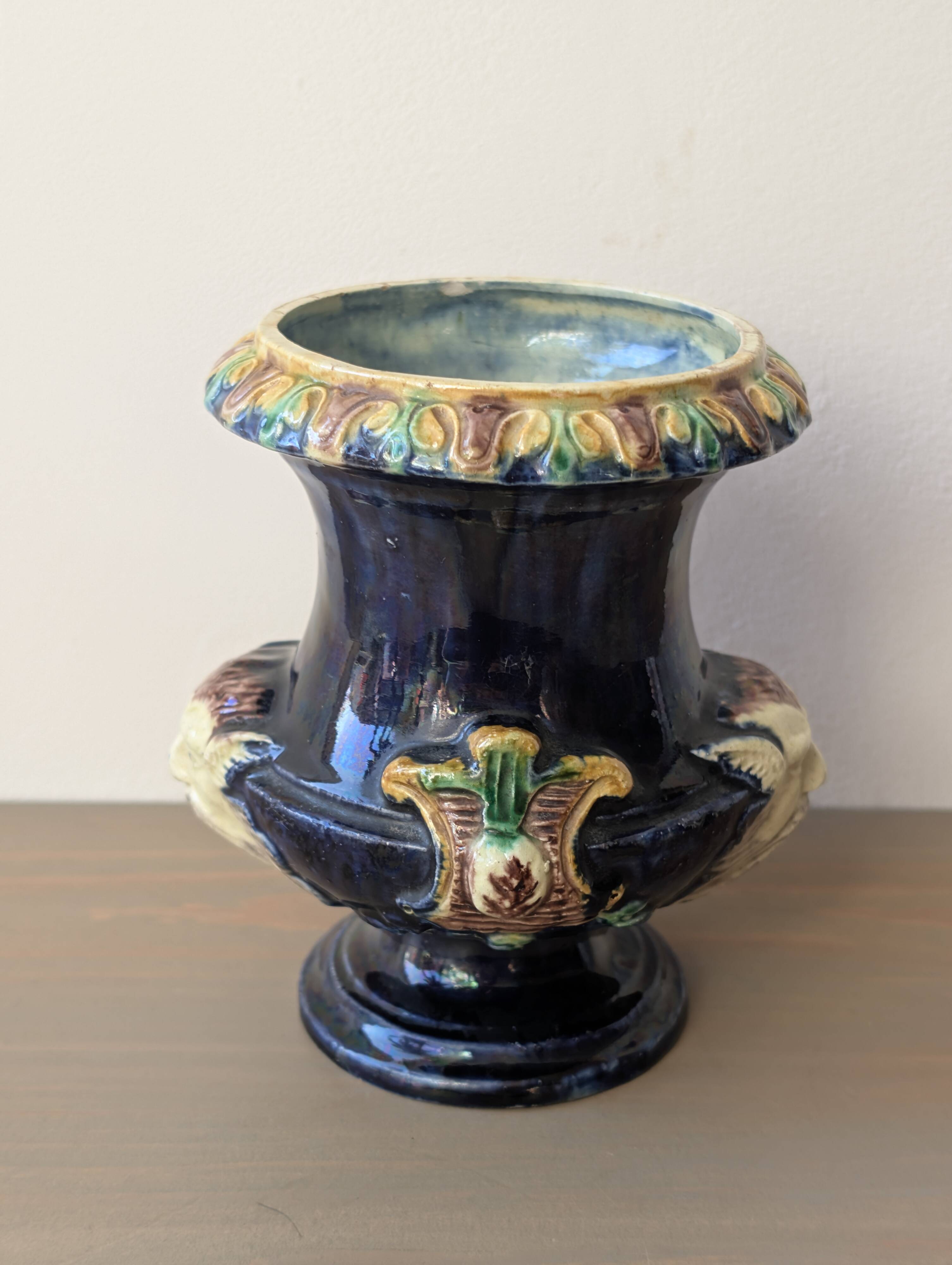 Slipware vase
