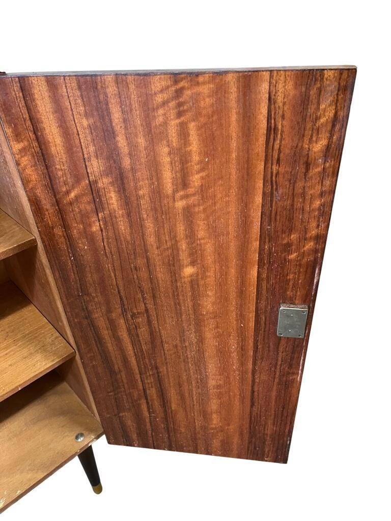 petite armoire vintage / commode / étagère