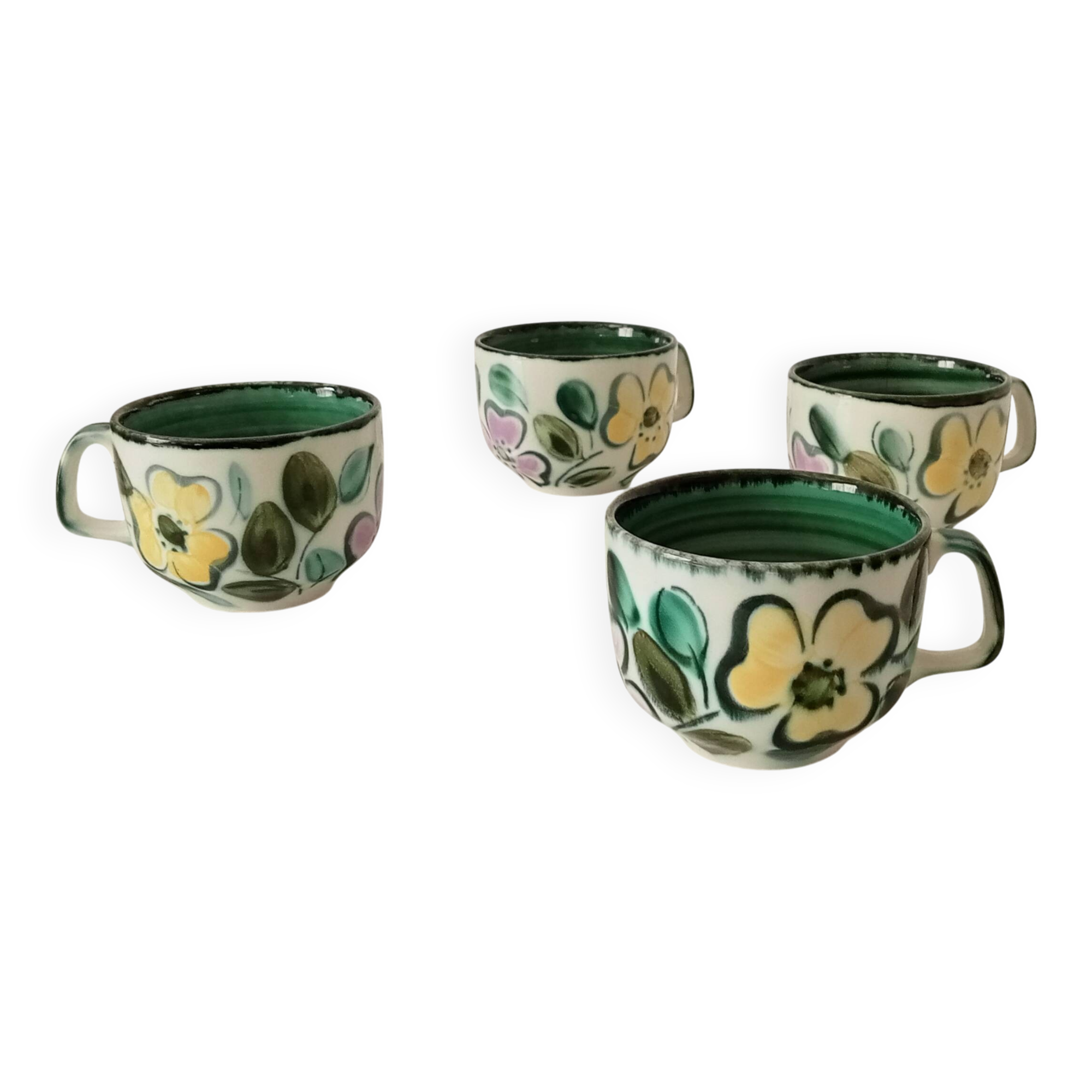 Set of 4 vintage Boch Belgium cups from the 1960s.