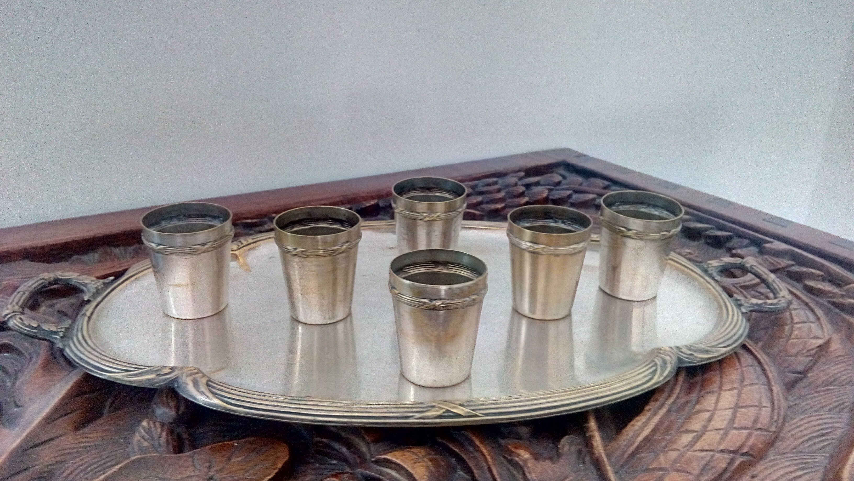 Silver metal liquor service