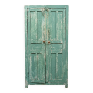 Armoire parisienne