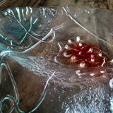 Plat rond vintage 3 compartiments en verre opaque décor coloré raisins et feuilles de vigne