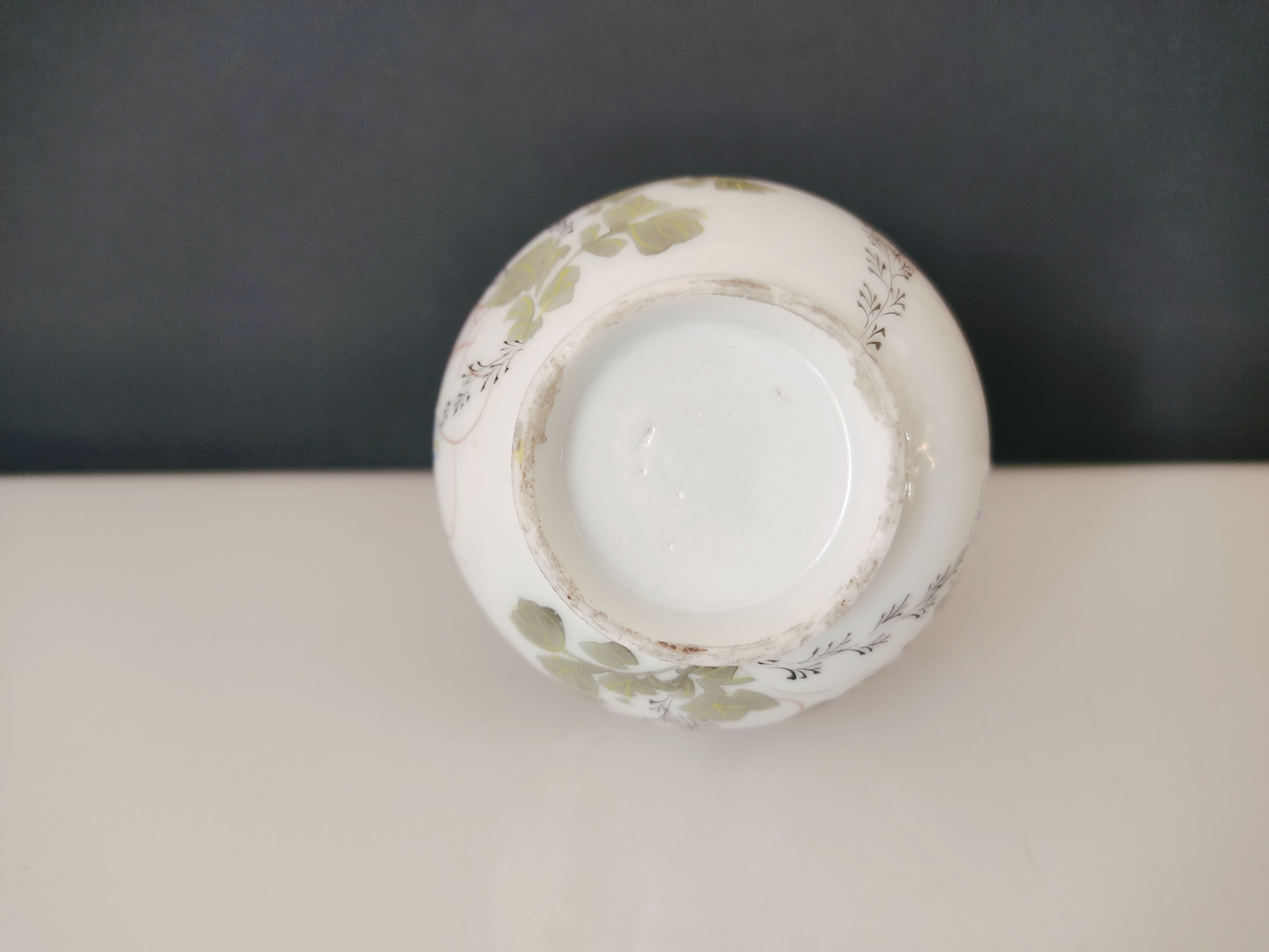 Vase soliflore Japanese porcelain decoration flowers and hand-painted bird