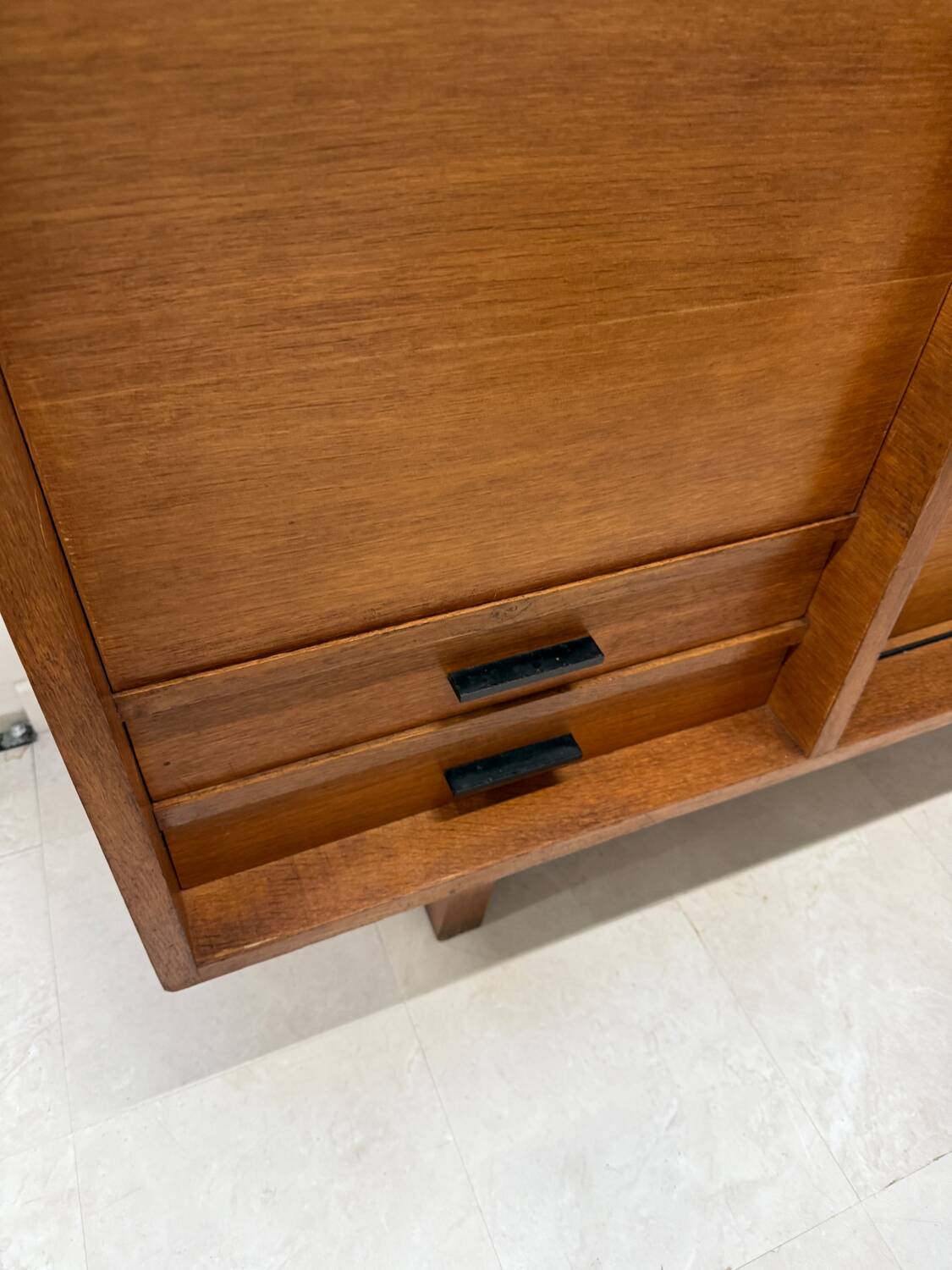 Vintage sideboard / buffet