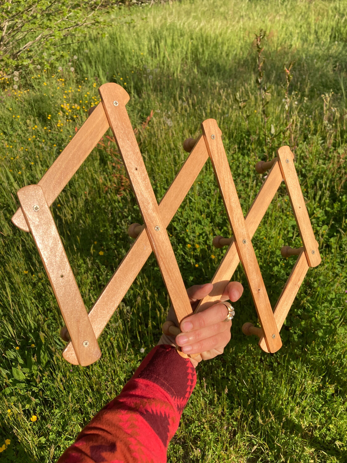 Vintage zigzag extendable coat rack in pine wood 80