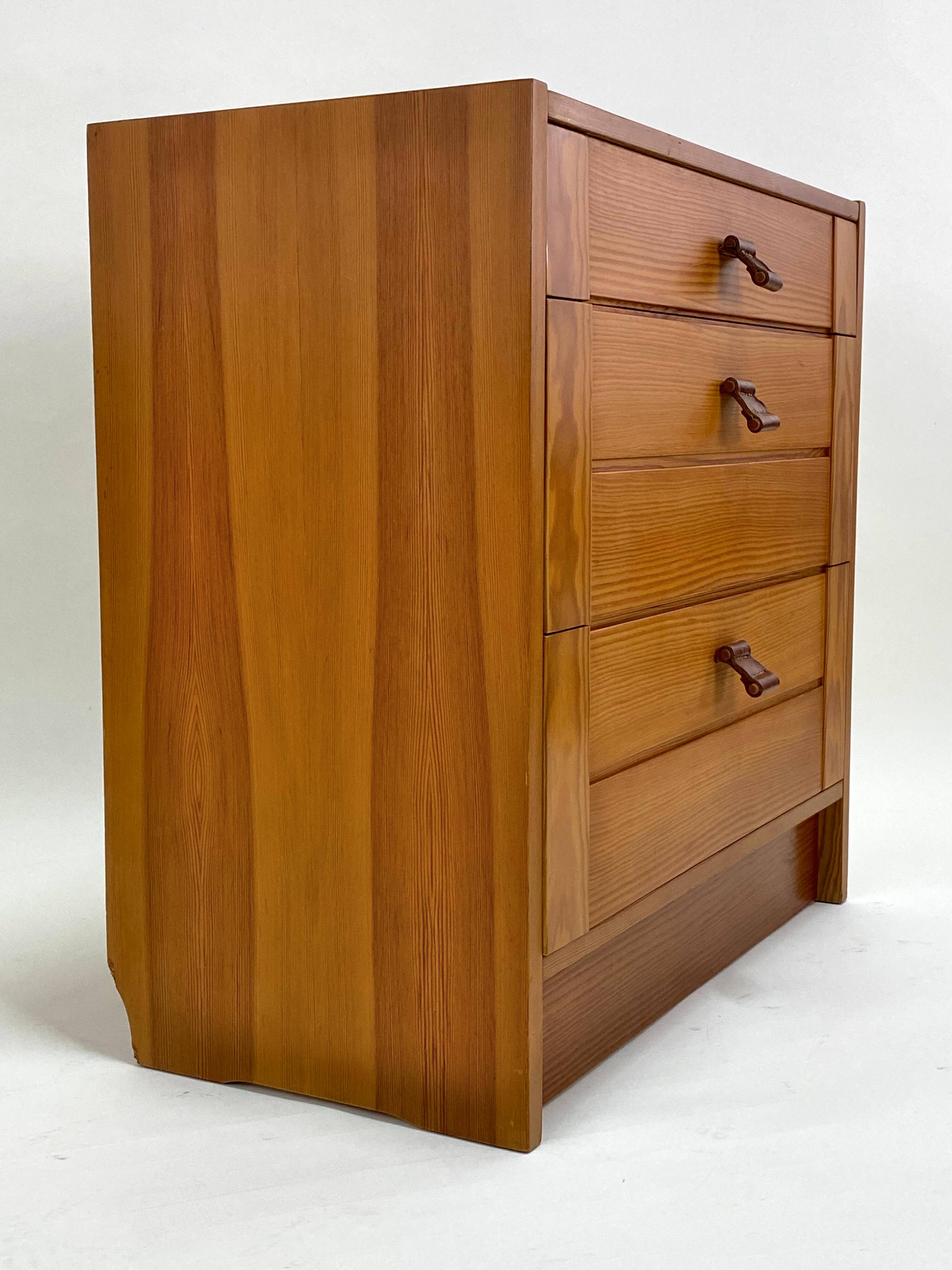 Antique 3 Drawer Chest of Drawers - Pitchpin and Leather - Vintage 70's - Scandinavian Style