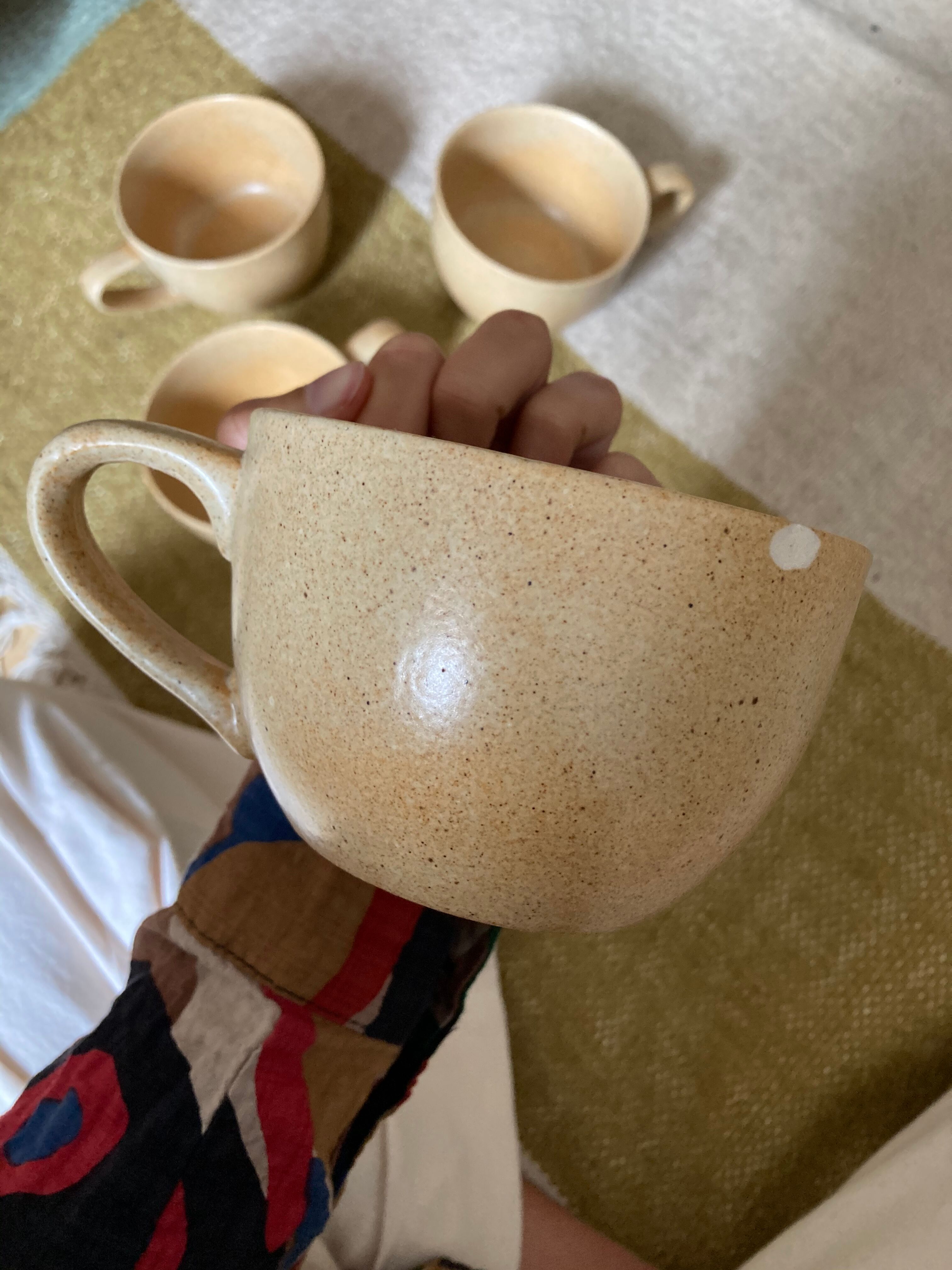 6 sandstone cups