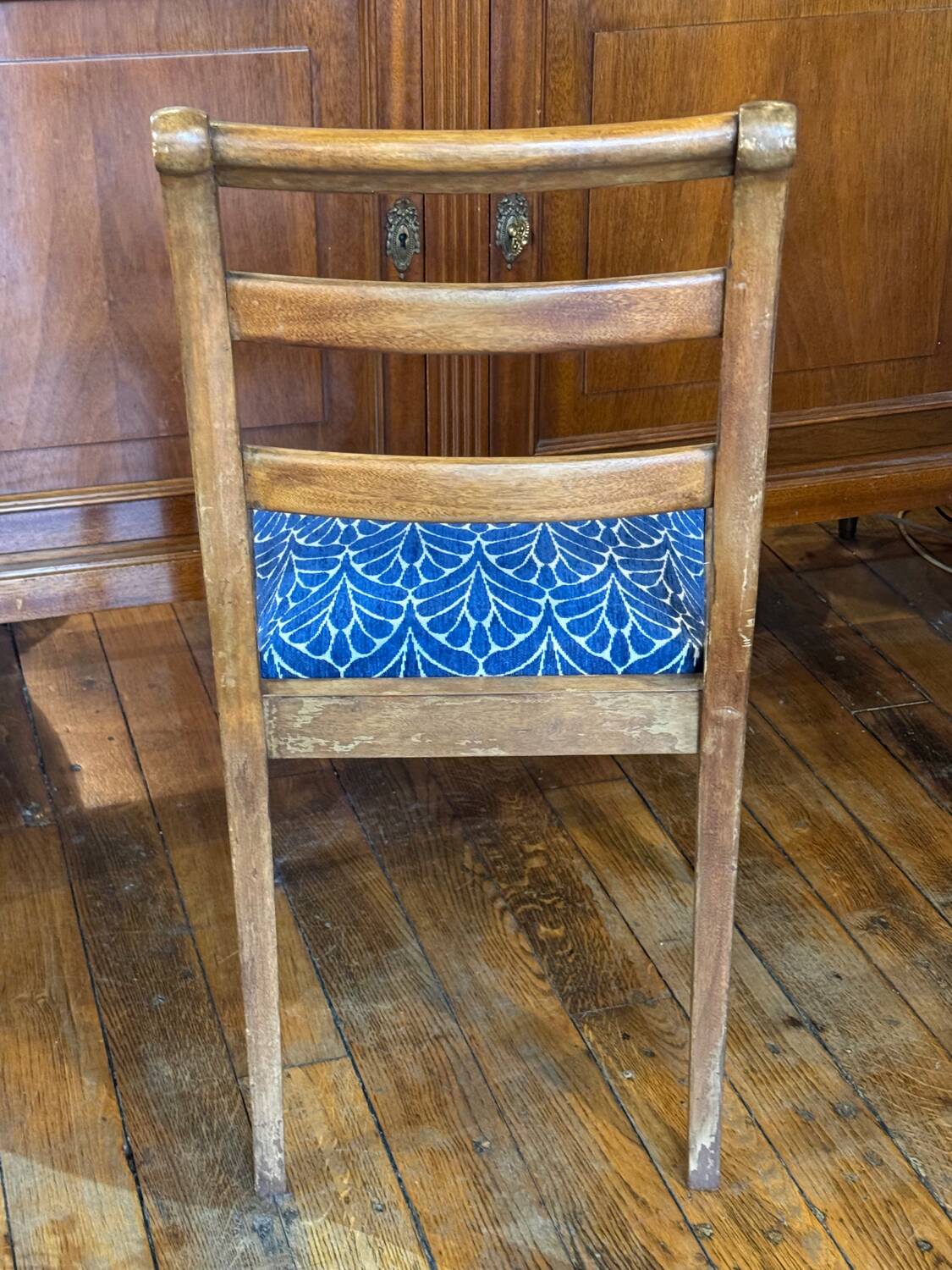 Wooden chair design - 1960s