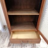 Showcase / glazed furniture