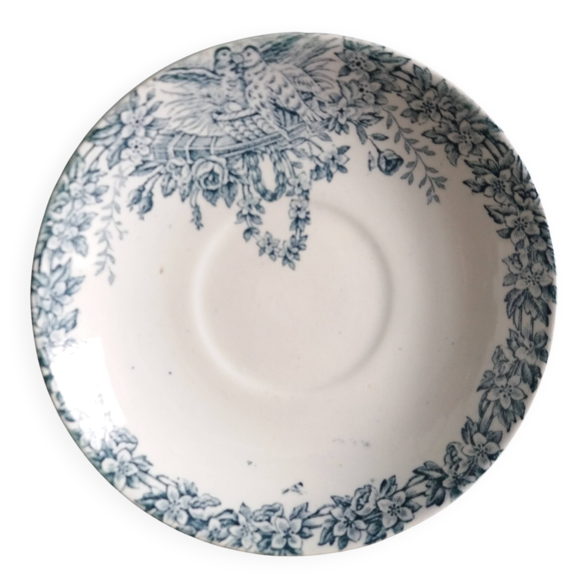 Saint Amand plate by Lebacqz & Bouchart, Colombier decoration, early 20th century
