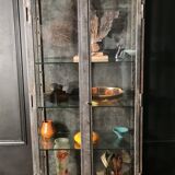 Medical showcase early 20th