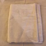 Drap de lin vintage 2 personnes monogrammé « AH »